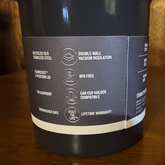 ****NWT Stanley Quencher H2.0 Red and Charcoal Gray 40 oz Travel Mugs - Picture 5 of 6